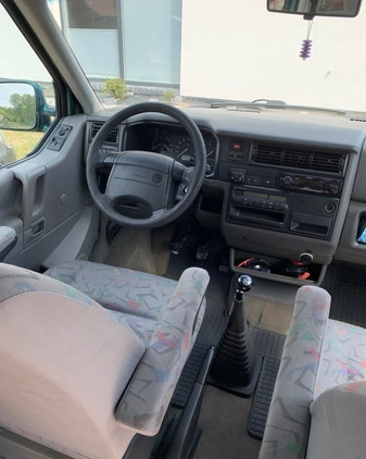 Volkswagen Multivan cena 36000 przebieg: 580000, rok produkcji 1997 z Piaseczno małe 191